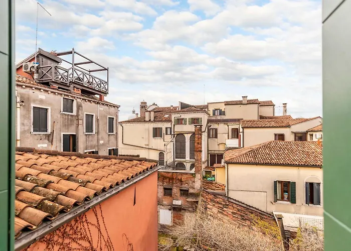 Ecco Suites San Leonardo