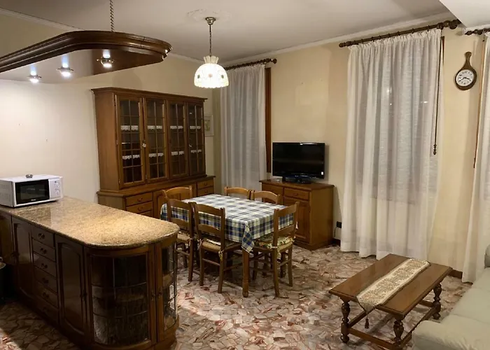 Gio'S House